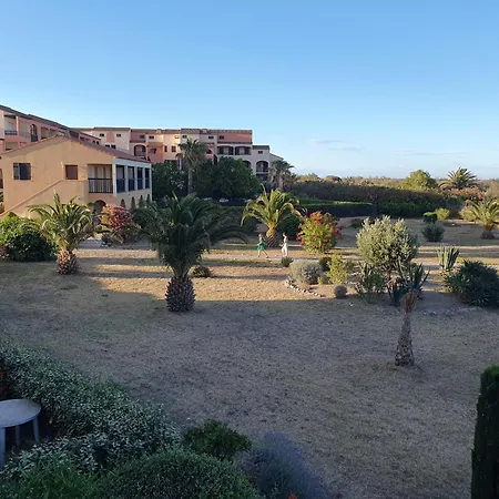 St Cyprien Bel Vue Sur La *