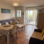 St Cyprien Bel Vue Sur La Apartment