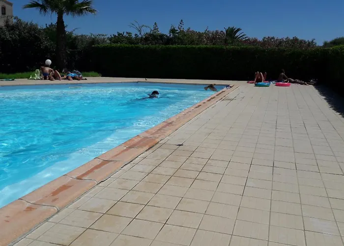 St Cyprien Bel Vue Sur La 公寓 *